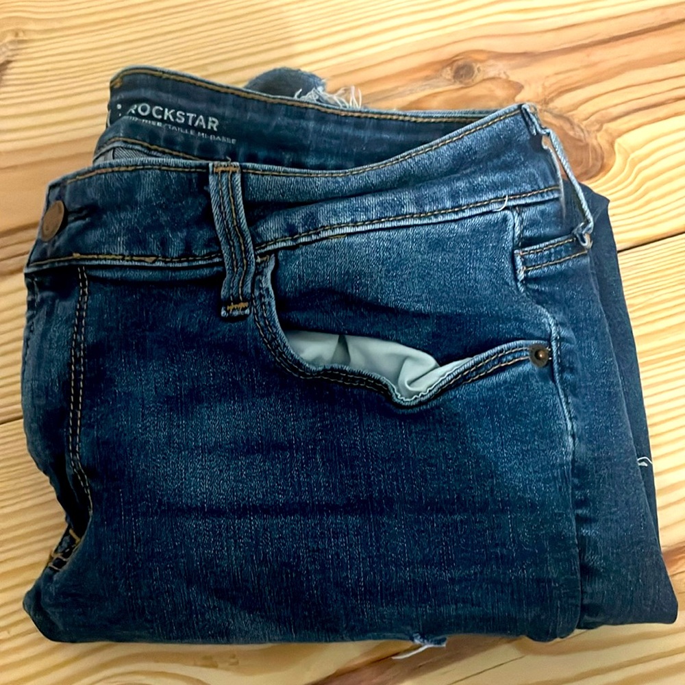 Old navy size 12 skinny jeans, micros